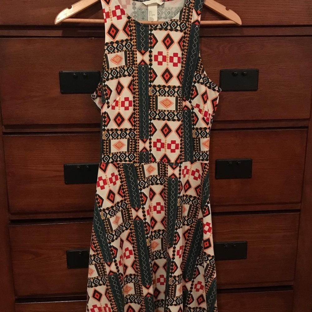 Womens Size Small, H&M, Southwestern Aztec Style Sleeveless Racerback Dress